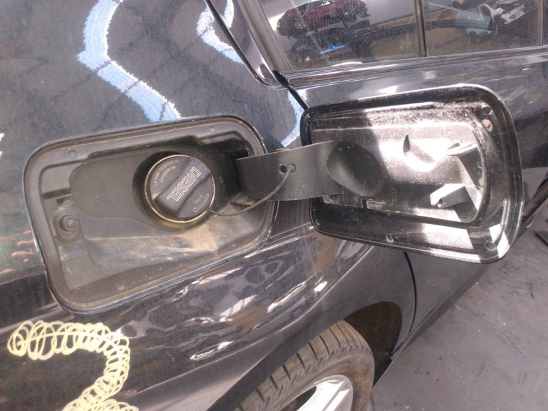 Recambio de tapa exterior combustible para bmw serie 3 lim. (f30) 320d referencia OEM IAM   