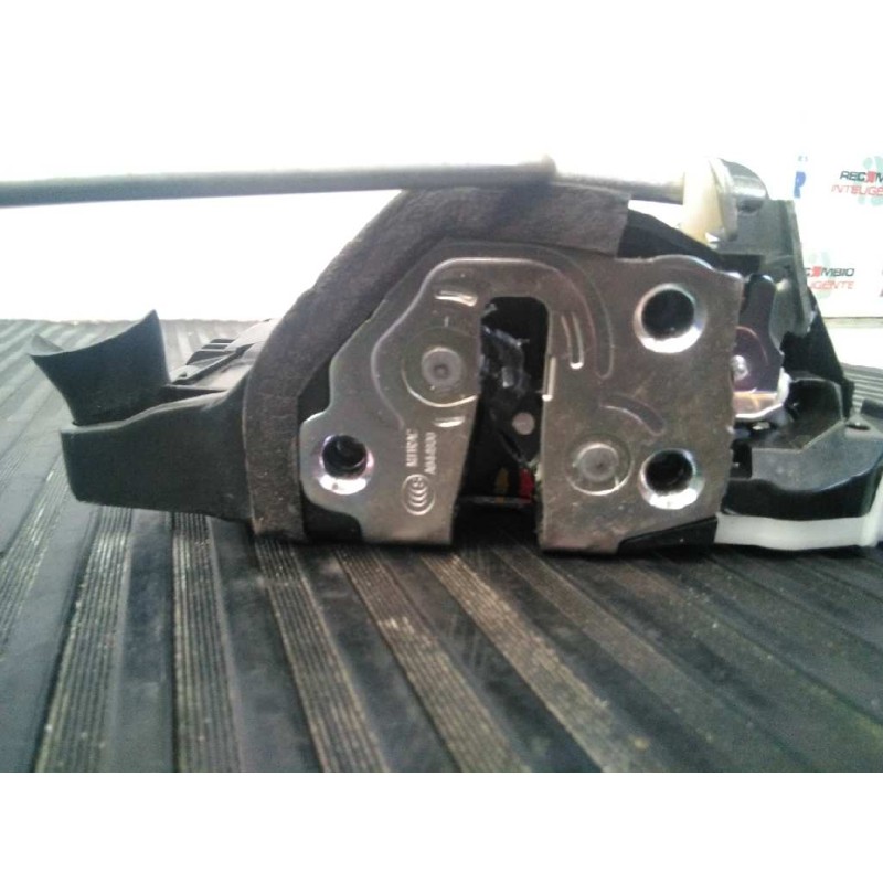 Recambio de cerradura puerta delantera derecha para subaru outback (b15) comfort referencia OEM IAM A044900 M11PAC E2-A5-11-2