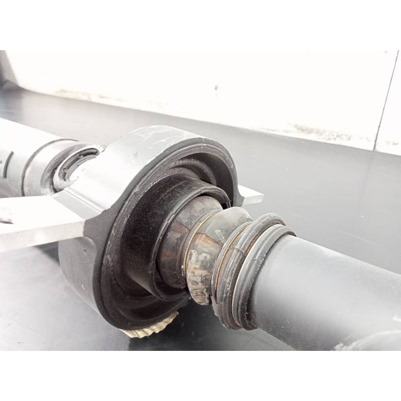 Recambio de transmision central para bmw serie 3 lim. (f30) 320d referencia OEM IAM 760004206  P1-A1-33