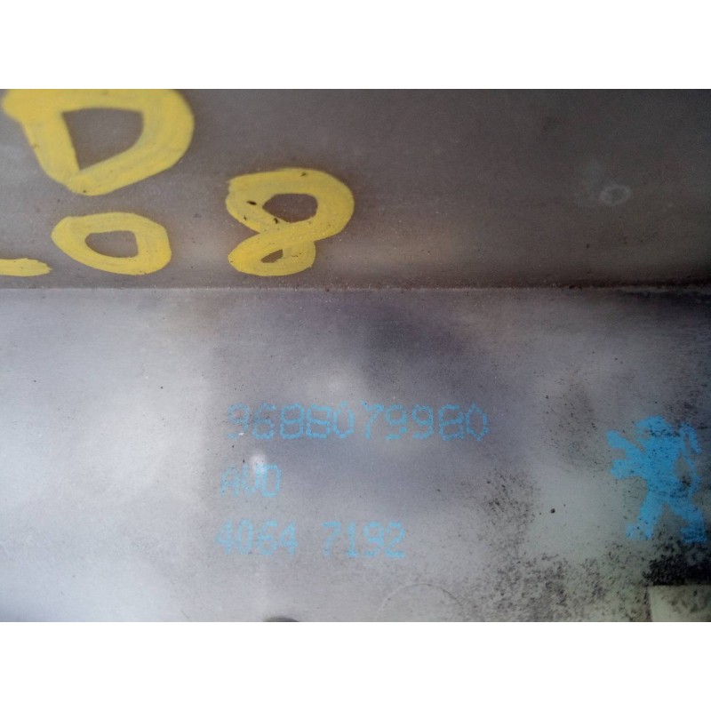 Recambio de cerradura puerta delantera derecha para peugeot 208 active referencia OEM IAM 9688079980  E1-A4-48-1