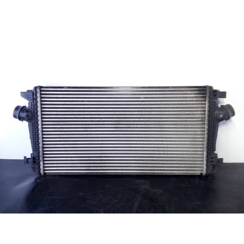 Recambio de intercooler para opel astra j lim. excellence referencia OEM IAM 13267647 1385C8135 P2-B10-3