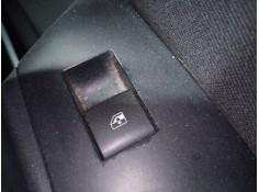 MANDO ELEVALUNAS DELANTERO DERECHO 