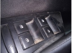 MANDO ELEVALUNAS DELANTERO IZQUIERDO 