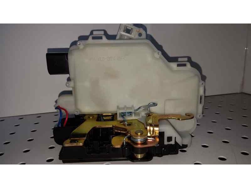 Recambio de cerradura puerta trasera izquierda para universal cerradura trasera izquierda seat/vw/skoda referencia OEM IAM 3B483
