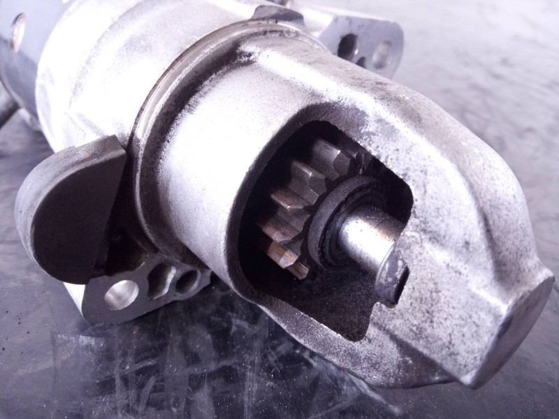 Recambio de motor arranque para opel astra j lim. excellence referencia OEM IAM 55570068  