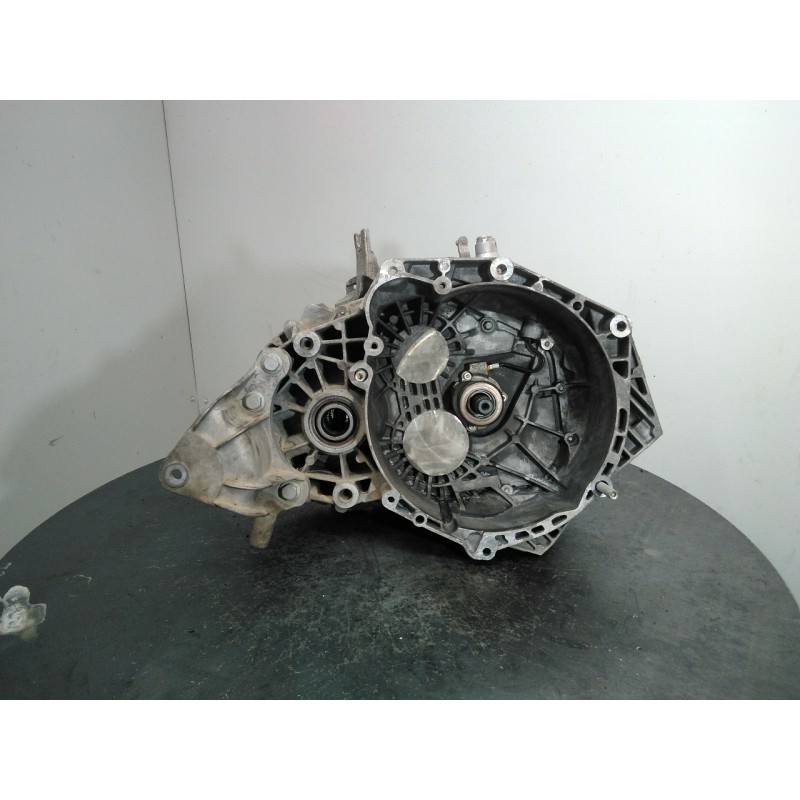 Recambio de caja cambios para opel insignia sports tourer innovation referencia OEM IAM F40  M1-B4-57