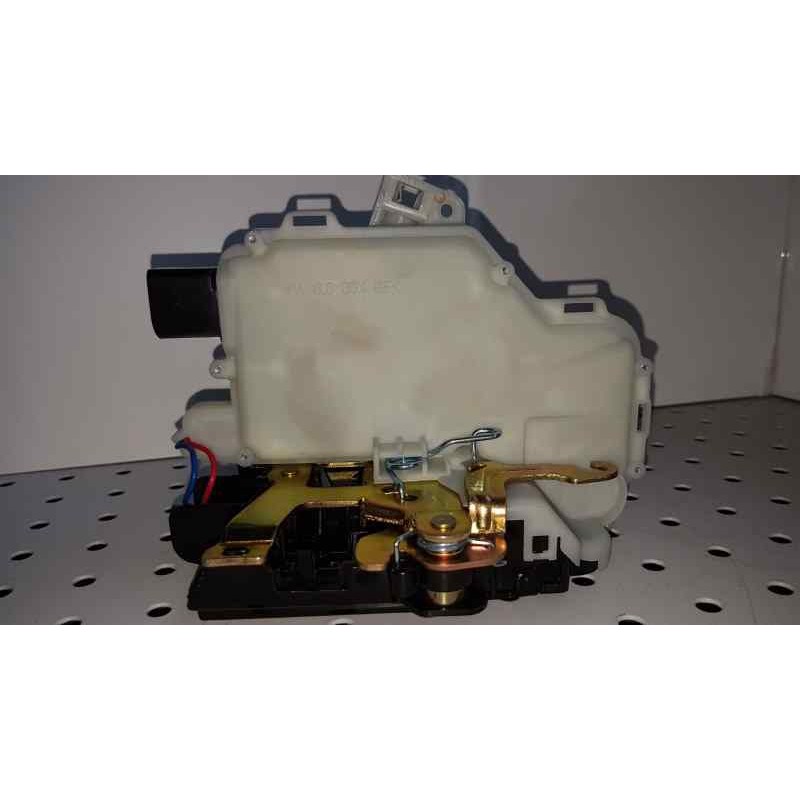 Recambio de cerradura puerta trasera izquierda para universal cerradura trasera izquierda seat/vw/skoda referencia OEM IAM 3B483