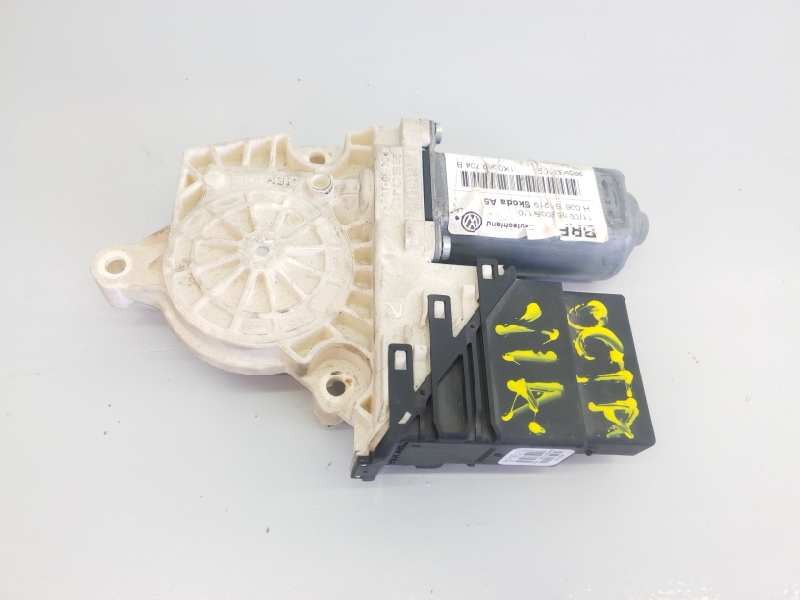 Recambio de motor elevalunas trasero derecho para skoda octavia berlina (1z3) referencia OEM IAM 995933109  E1-B6-44-1