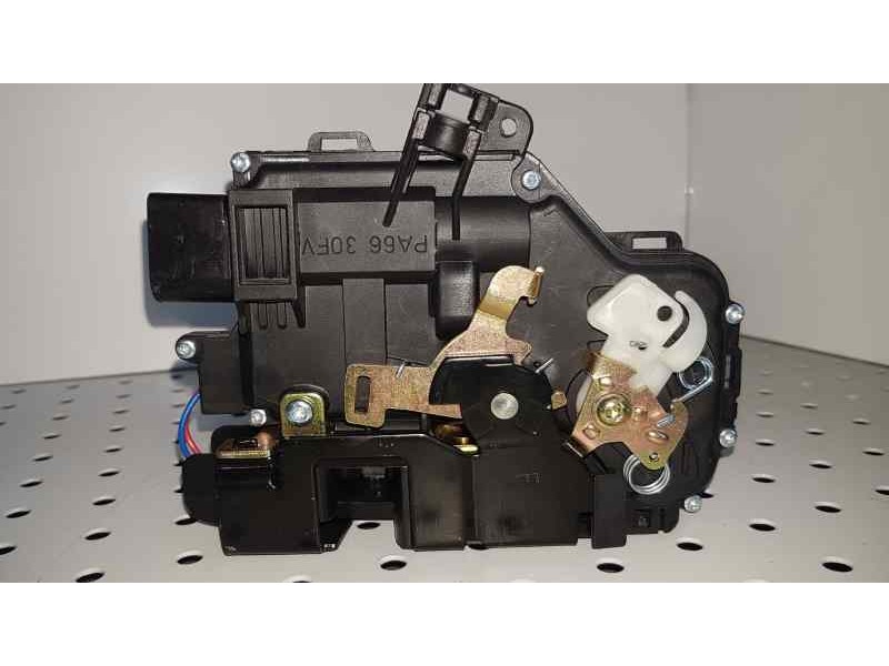 Recambio de cerradura puerta trasera izquierda para universal cerradura trasera izquierda audi referencia OEM IAM 4B1837016G NUE