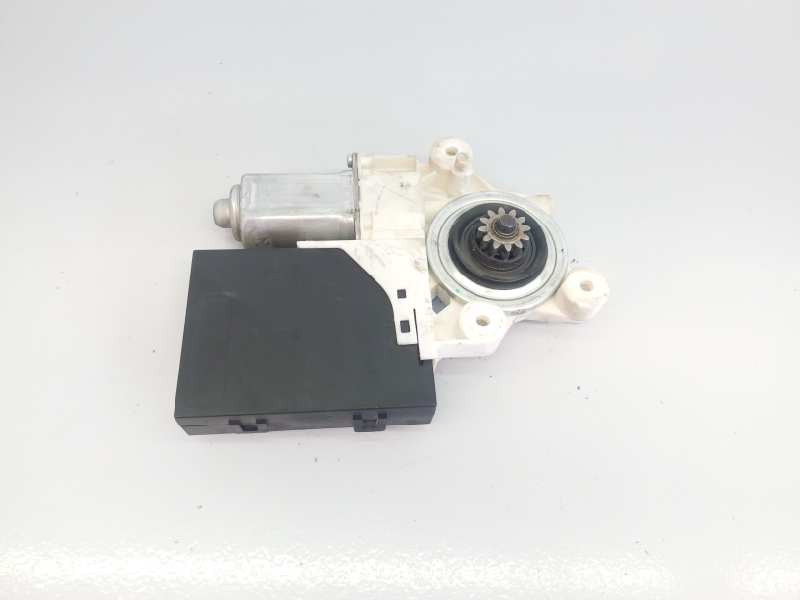 Recambio de motor elevalunas delantero derecho para ford focus c-max (cap) referencia OEM IAM 5WK11572E  E2-B3-39-1