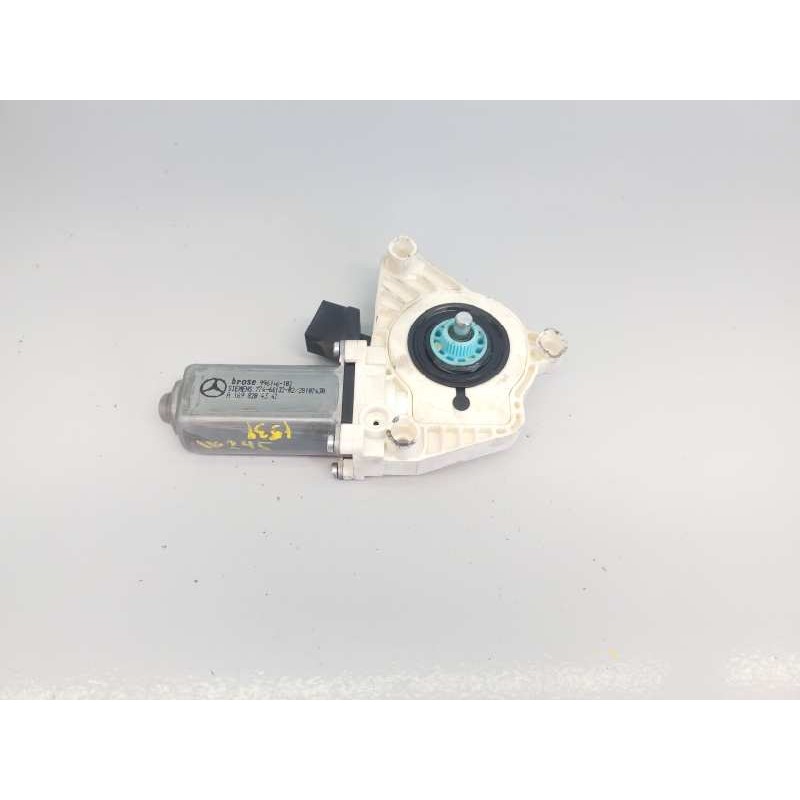 Recambio de motor elevalunas delantero izquierdo para mercedes-benz clase b (w245) referencia OEM IAM 996146102  E1-A2-28-1