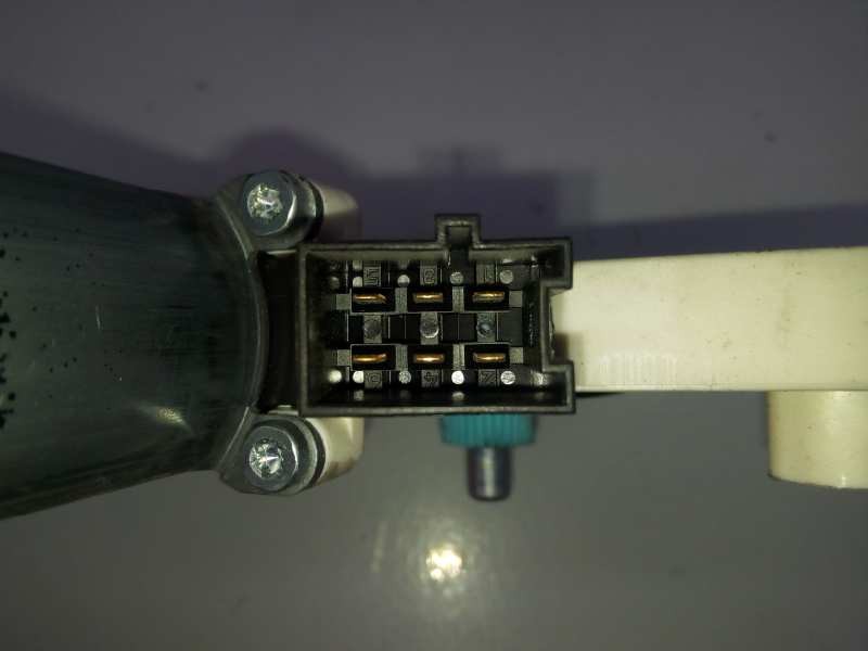 Recambio de motor elevalunas delantero izquierdo para mercedes-benz clase b (w245) referencia OEM IAM 996146102  E1-A2-28-1