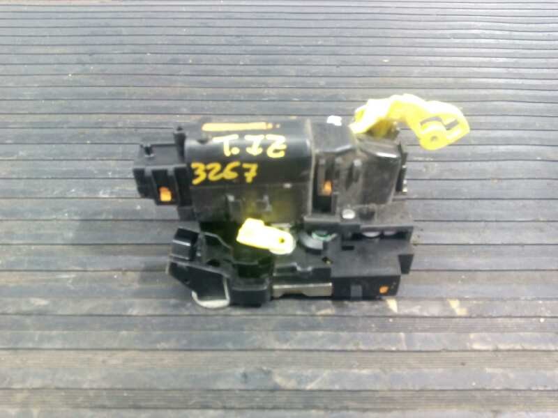 Recambio de cerradura puerta trasera izquierda para dacia duster ambiance 4x4 referencia OEM IAM   E1-A1-8-4