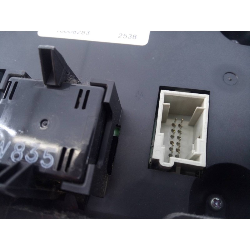 Recambio de mando climatizador para fiat nuova 500 (150) sport referencia OEM IAM 735451997 A83014700 E3-A4-28-4