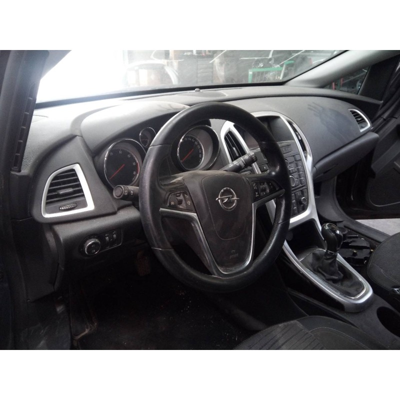 Recambio de salpicadero para opel astra j lim. excellence referencia OEM IAM   