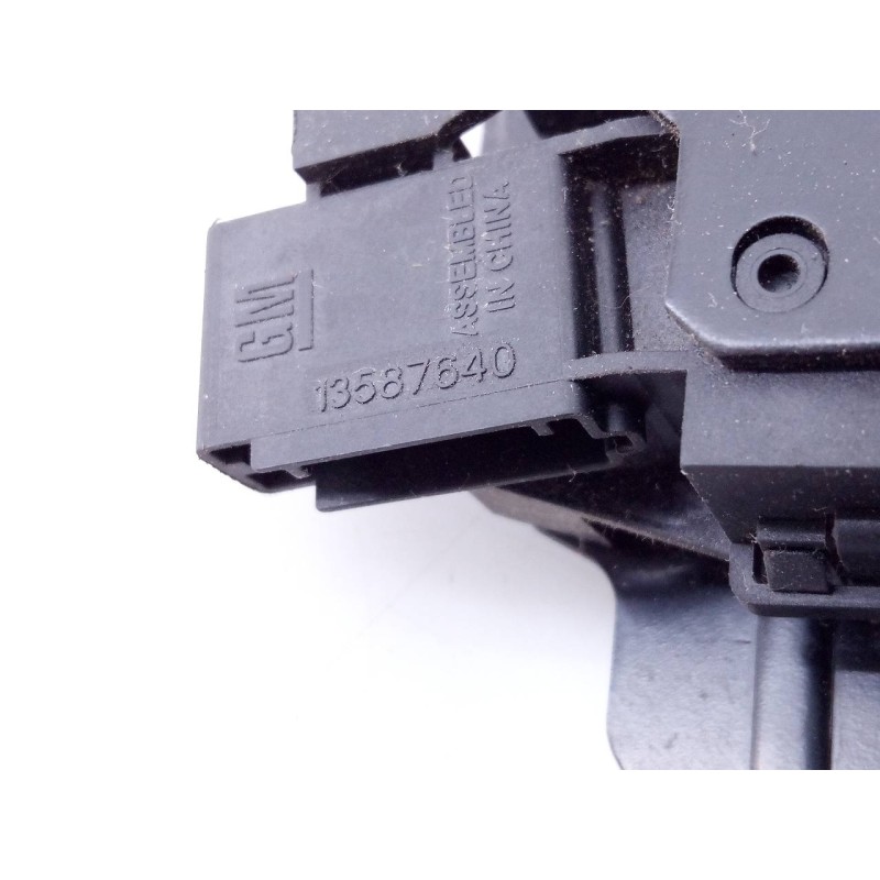 Recambio de cerradura maletero / porton para opel mokka edition referencia OEM IAM 13587640  E2-B6-59-1