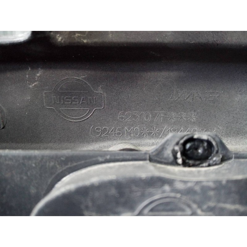 Recambio de rejilla delantera para nissan terrano/terrano.ii (r20) elegance referencia OEM IAM 623107F  P2-A2-14