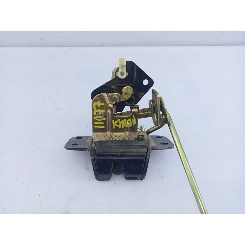 Recambio de cerradura maletero / porton para ssangyong kyron 200 xdi limited referencia OEM IAM   E1.B3.52.2