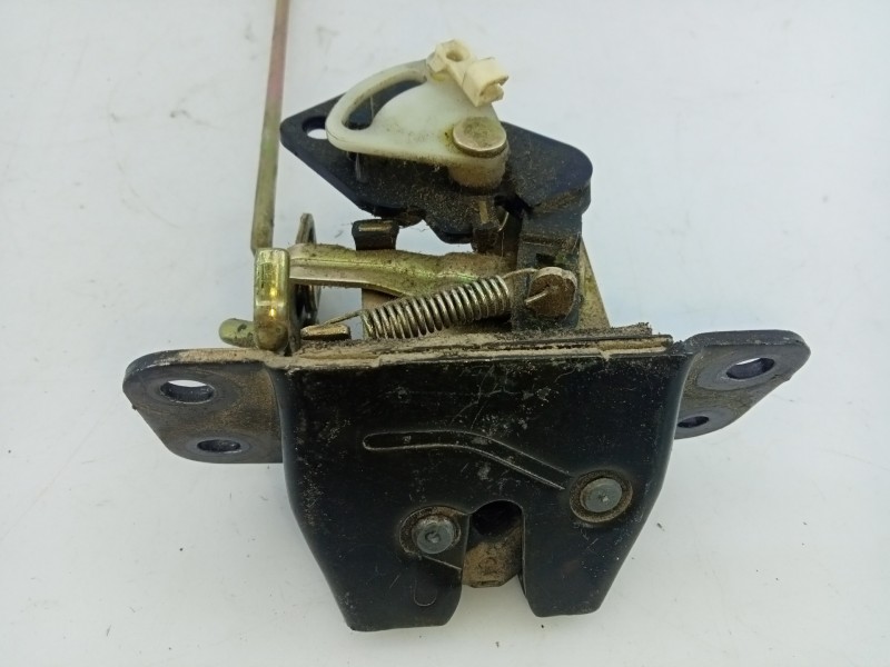 Recambio de cerradura maletero / porton para ssangyong kyron 200 xdi limited referencia OEM IAM   E1.B3.52.2