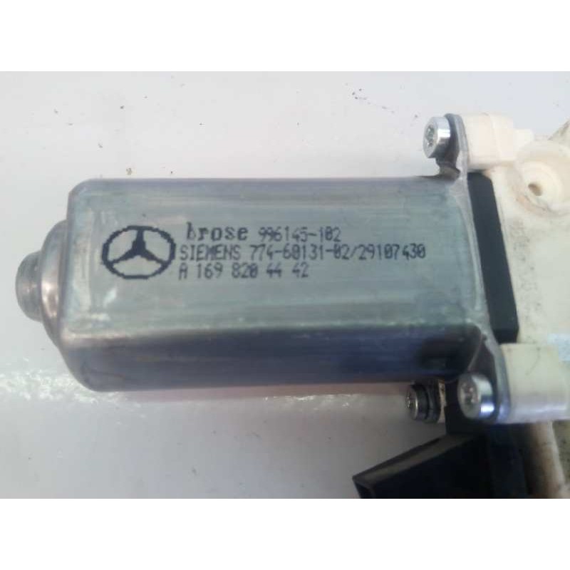 Recambio de motor elevalunas delantero derecho para mercedes-benz clase b (w245) referencia OEM IAM 996145102  E1-A2-28-1