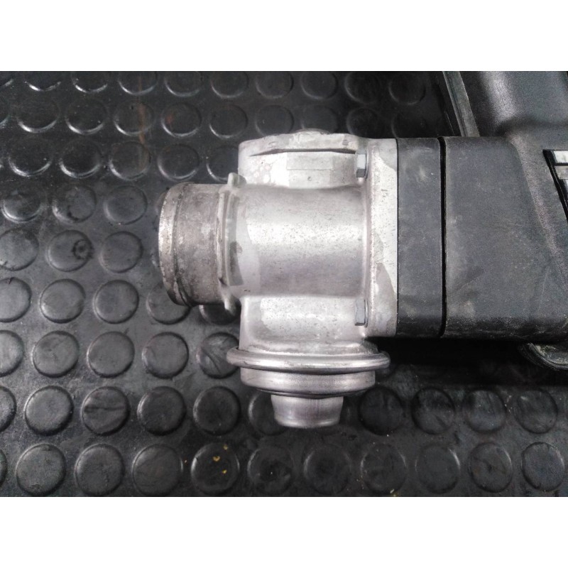 Recambio de colector admision para bmw serie 5 touring (e39) 2.5 turbodiesel cat referencia OEM IAM 2246179D  P1-B4-21