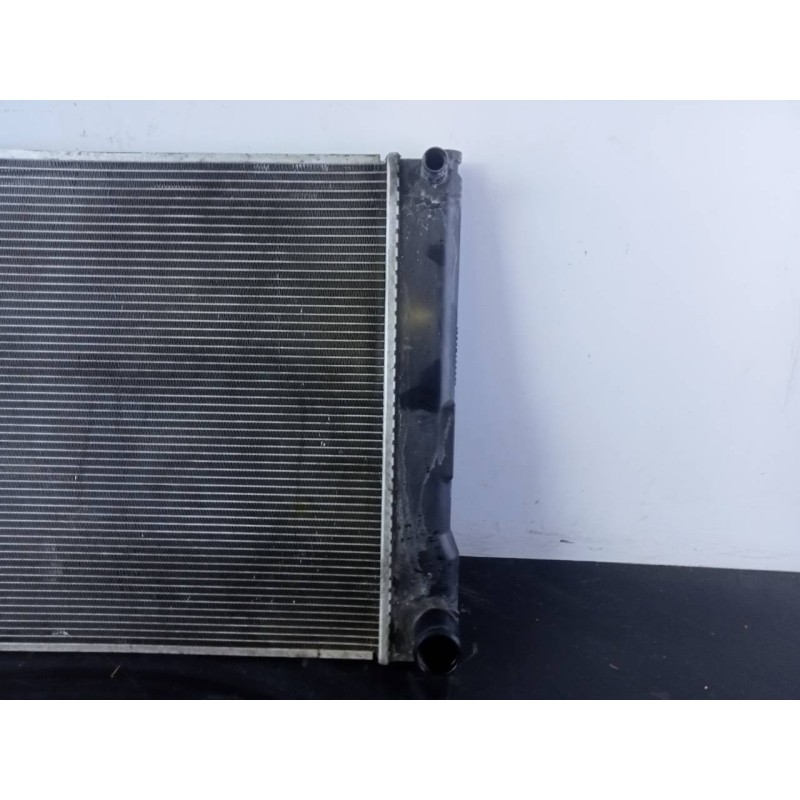 Recambio de radiador agua para toyota prius+ eco referencia OEM IAM 4221367880 3729 P2-A6-9