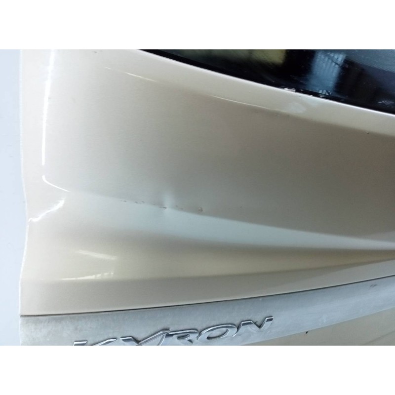 Recambio de porton trasero para ssangyong kyron 200 xdi limited referencia OEM IAM   E4-B4-12