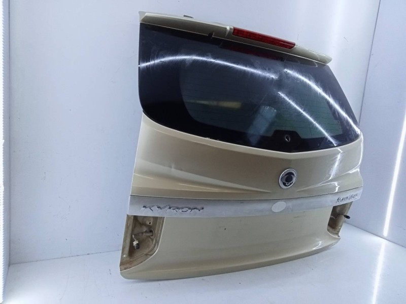 Recambio de porton trasero para ssangyong kyron 200 xdi limited referencia OEM IAM   E4-B4-12