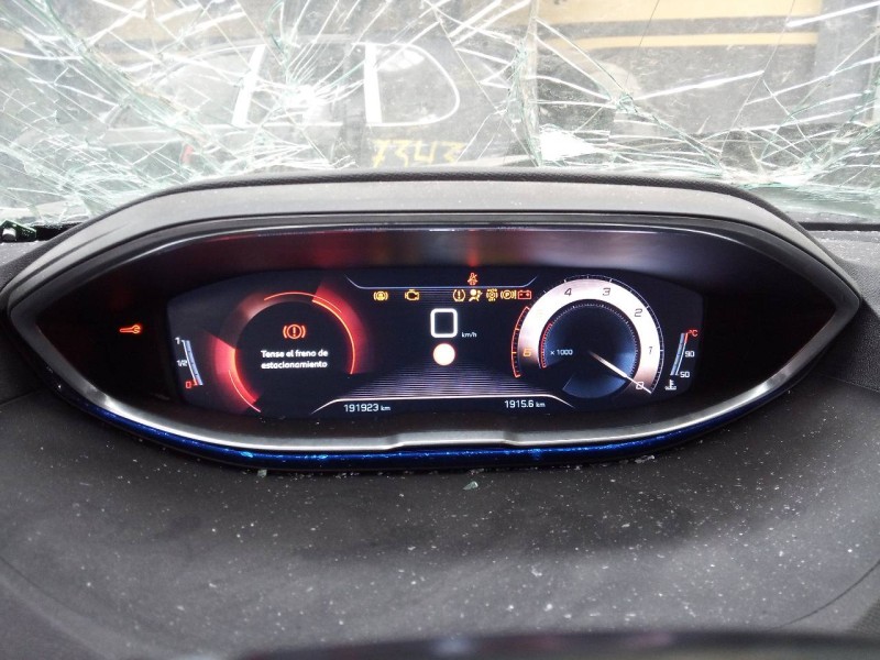 Recambio de cuadro instrumentos para peugeot 3008 gt line referencia OEM IAM 9810394480 50300352011500 E3-B2-29-3