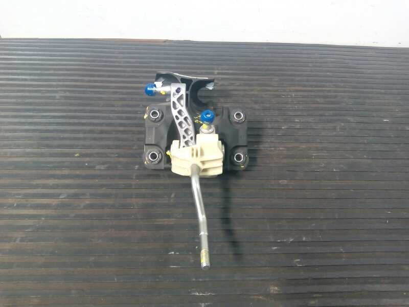 Recambio de palanca cambio para honda cr-v (re) executive referencia OEM IAM 54100SWAG01  E2-A2-50-1