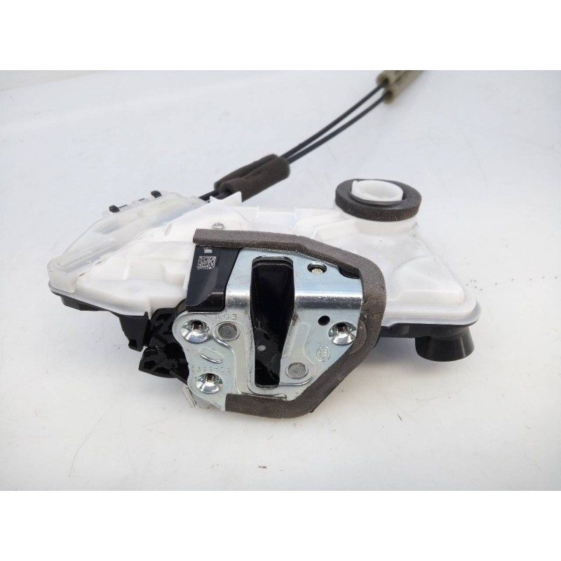 Recambio de cerradura puerta delantera derecha para toyota prius+ eco referencia OEM IAM D500527234  E2-B4-50-1