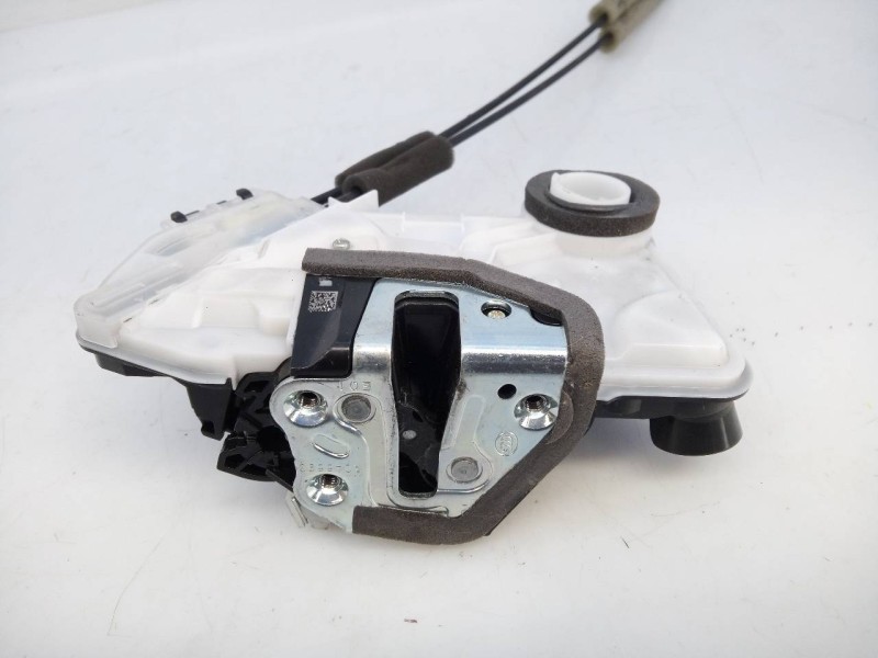 Recambio de cerradura puerta delantera derecha para toyota prius+ eco referencia OEM IAM D500527234  E2-B4-50-1