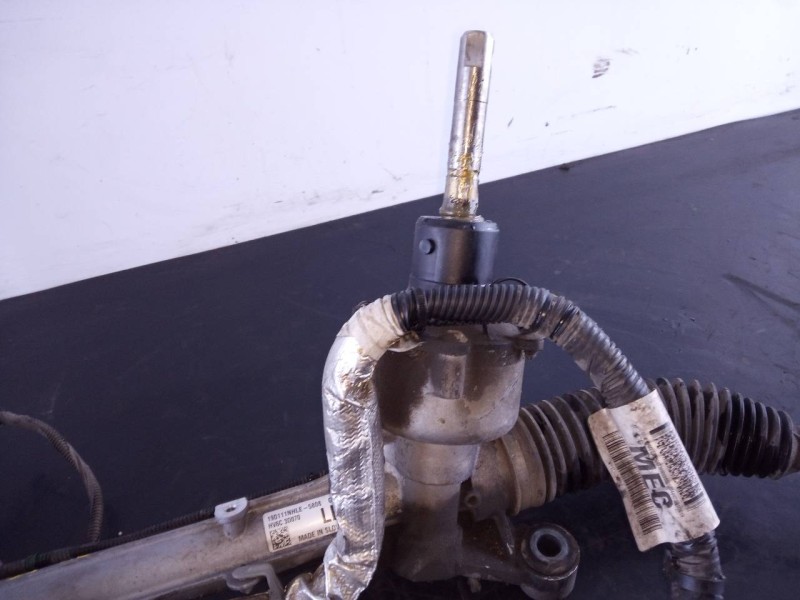 Recambio de cremallera direccion para ford kuga (cbs) titanium referencia OEM IAM HV6C3D070 190111NHLE5808 P1-B8-21