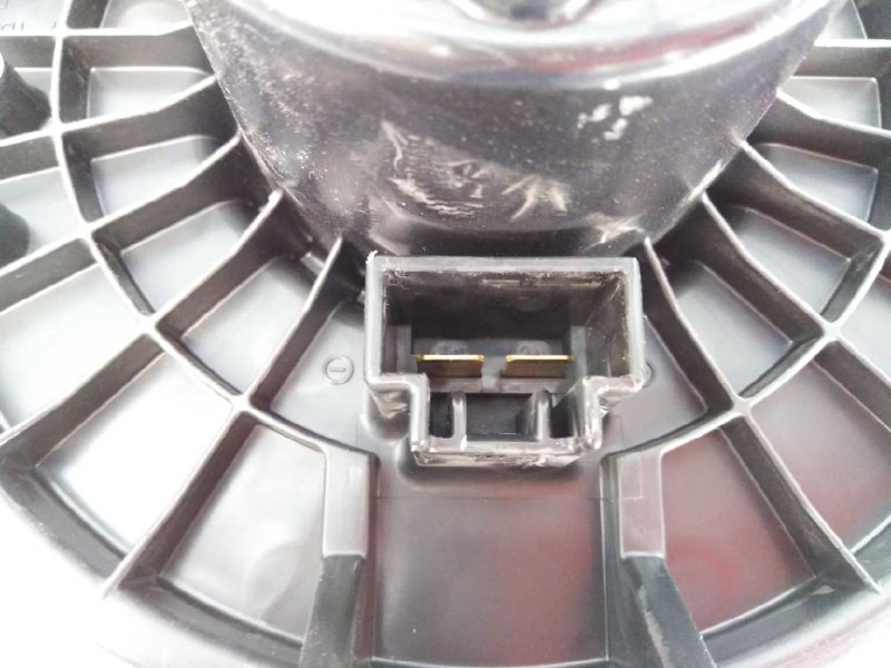 Recambio de ventilador calefaccion para honda cr-v elegance 4x4 referencia OEM IAM AV5061 2N2 E2-A2-60-2