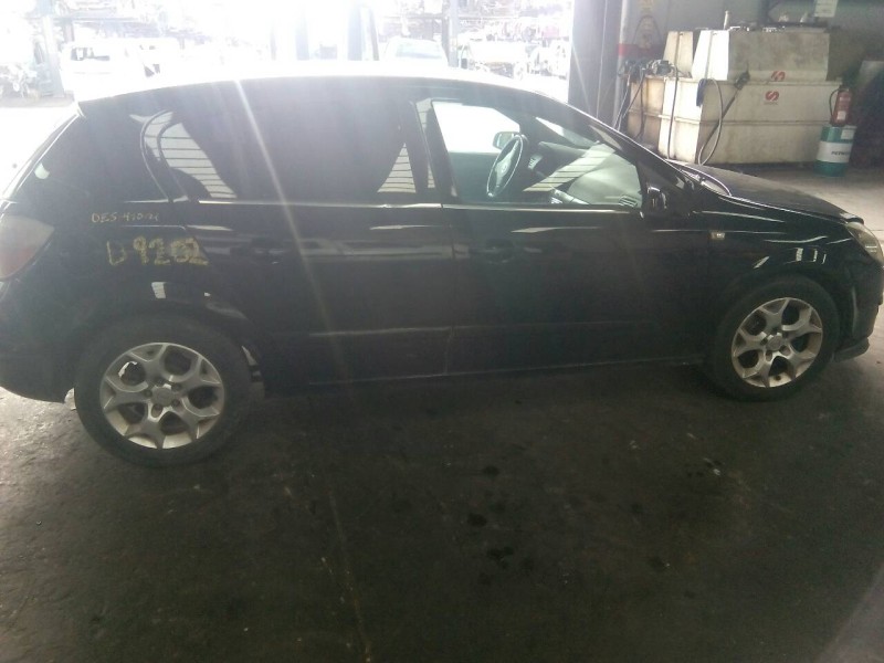 opel astra h berlina del año 2005