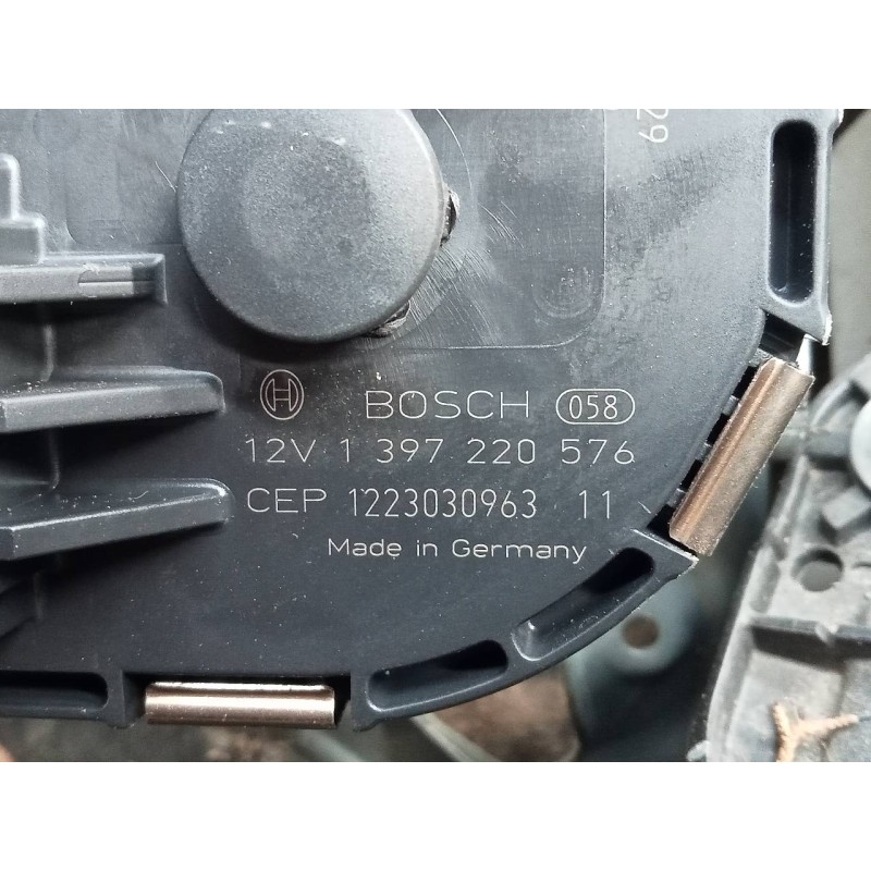 Recambio de motor limpia delantero para peugeot 5008 allure referencia OEM IAM 1397220576 1223030963 
