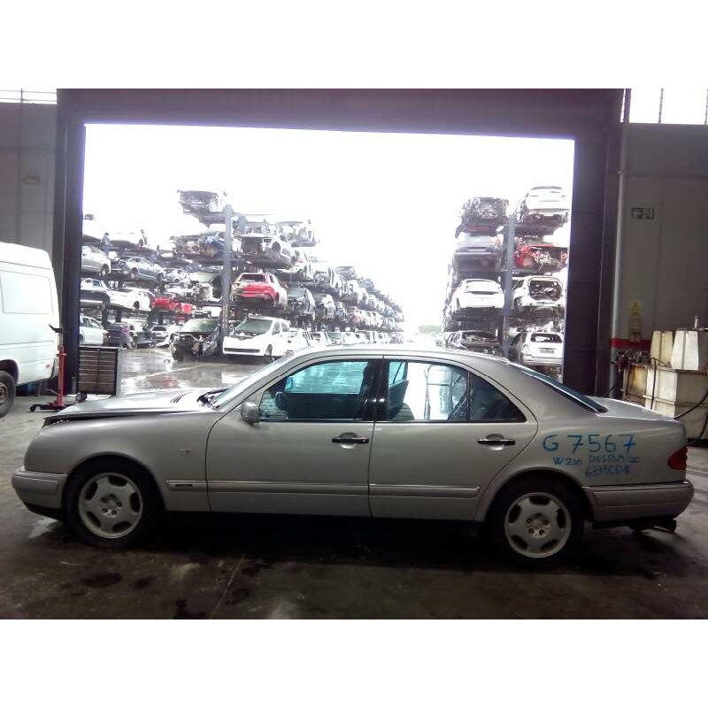 mercedes clase e (w210) berlina del año 1995