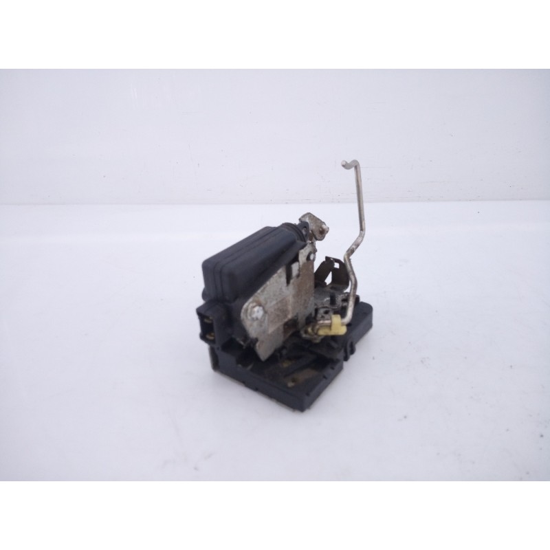 Recambio de cerradura puerta trasera izquierda para dacia duster ambiance 4x2 referencia OEM IAM   E1-A1-48-2