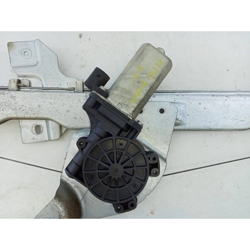 Recambio de elevalunas delantero izquierdo para dacia duster ambiance 4x2 referencia OEM IAM 82007338290  E1-A1-48-1