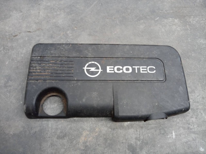 Recambio de tapa motor para opel mokka edition referencia OEM IAM   