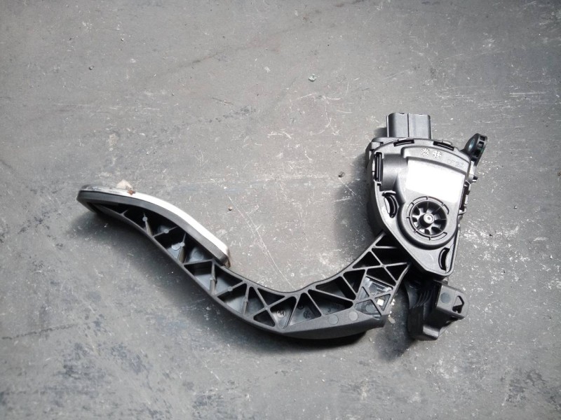 Recambio de pedal acelerador para audi a6 berlina (4gc) 2.0 tdi ultra referencia OEM IAM 4H1723523 6PV00950528 