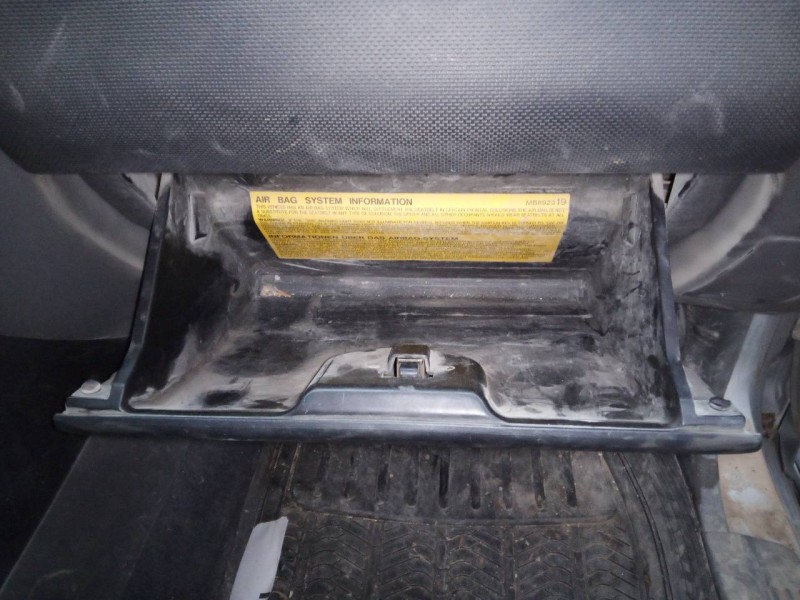 Recambio de guantera para mitsubishi montero (v60/v70) 3.2 di-d gls (3-ptas.) referencia OEM IAM   