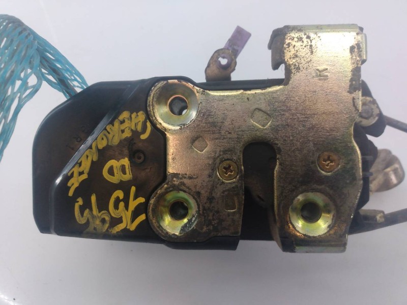 Recambio de cerradura puerta delantera derecha para jeep cherokee (kj) 2.5 crd limited referencia OEM IAM 55360611AF  E1-B5-20-2