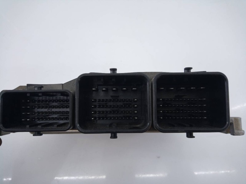 Recambio de centralita motor uce para citroën berlingo station wagon feel referencia OEM IAM 9807885980 0281030546 E3-A1-9-1