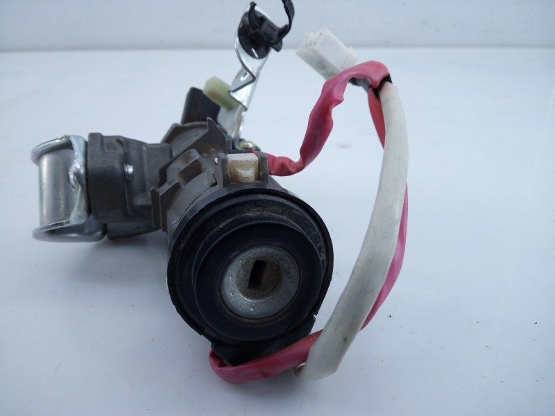 Recambio de antirrobo para kia sportage drive 4x2 referencia OEM IAM LMZD02  E3-A3-33-1