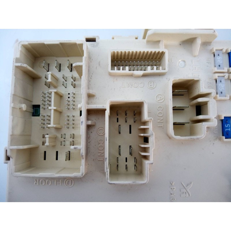 Recambio de caja reles / fusibles para kia sportage drive 4x2 referencia OEM IAM 919503W033  E3-A3-29-1