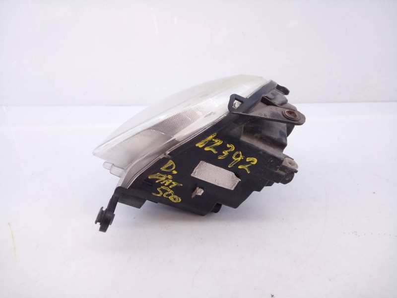Recambio de faro derecho para fiat nuova 500 (150) pop referencia OEM IAM   E2-B2-39-2