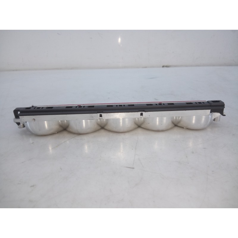 Recambio de luz central de freno para fiat nuova 500 (150) pop referencia OEM IAM   E2-B2-54-2