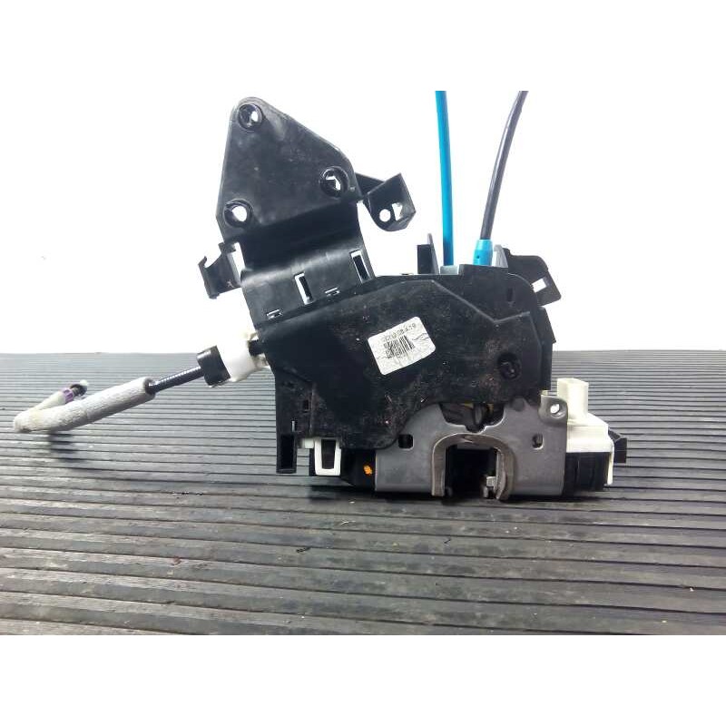 Recambio de cerradura puerta trasera derecha para mercedes-benz clase c (w204) berlina c 200 cdi (204.007) referencia OEM IAM 20