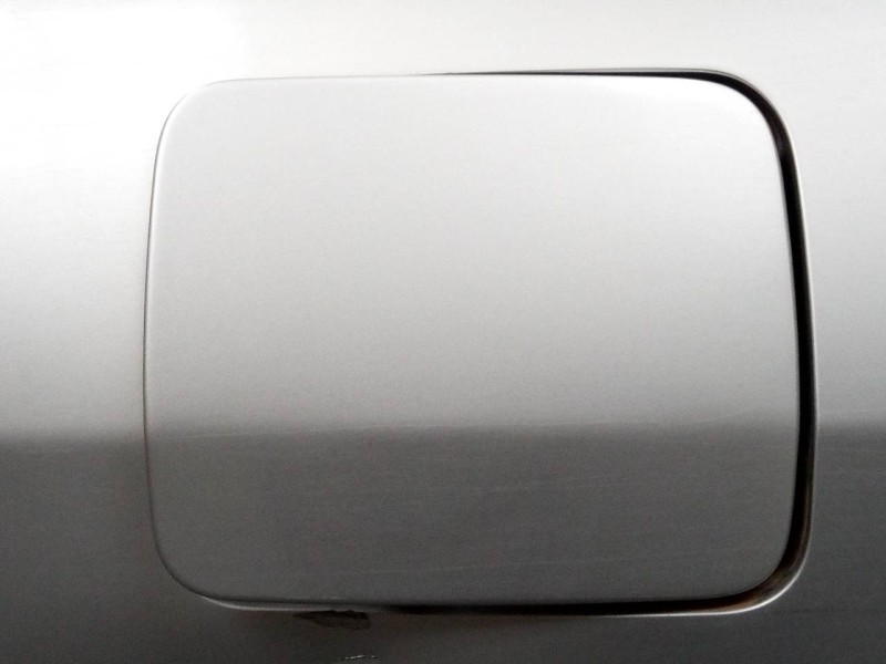 Recambio de tapa exterior combustible para mitsubishi montero (v60/v70) 3.2 di-d gls (3-ptas.) referencia OEM IAM   